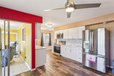 This well-kept 3 bedroom, 2 bath home in Sun City Center has on North Lakes Golf Course in Florida - for sale on GolfHomes.com, golf home, golf lot