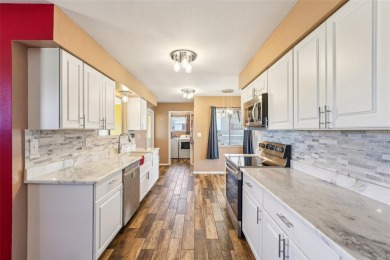 This well-kept 3 bedroom, 2 bath home in Sun City Center has on North Lakes Golf Course in Florida - for sale on GolfHomes.com, golf home, golf lot