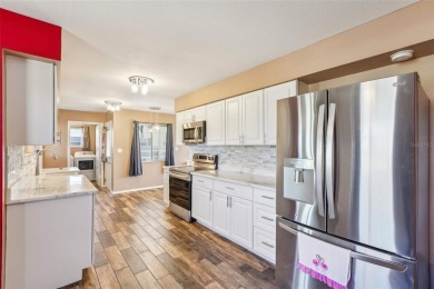 This well-kept 3 bedroom, 2 bath home in Sun City Center has on North Lakes Golf Course in Florida - for sale on GolfHomes.com, golf home, golf lot