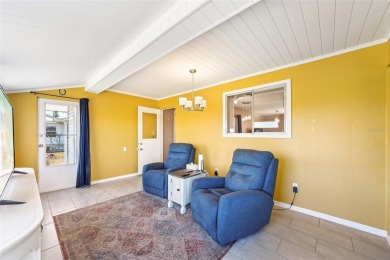 This well-kept 3 bedroom, 2 bath home in Sun City Center has on North Lakes Golf Course in Florida - for sale on GolfHomes.com, golf home, golf lot