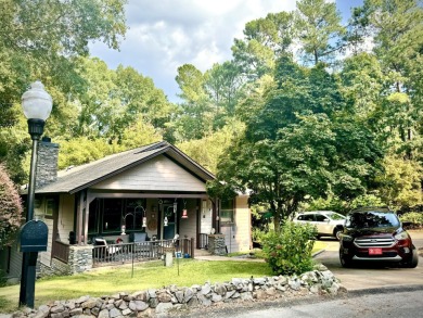OPEN HOUSE SUNDAY 2-4 PM. Charming Bungalow Village! - Welcome on Houndslake Country Club in South Carolina - for sale on GolfHomes.com, golf home, golf lot