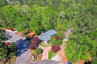 OPEN HOUSE SUNDAY 2-4 PM. Charming Bungalow Village! - Welcome on Houndslake Country Club in South Carolina - for sale on GolfHomes.com, golf home, golf lot