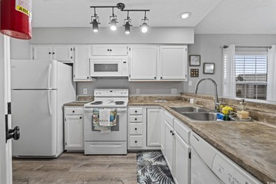Experience the perfect blend of comfort, style, and location in on Aberdeen Golf and Country Club in South Carolina - for sale on GolfHomes.com, golf home, golf lot