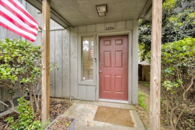 This charming 2-bedroom, 1-bathroom townhouse offers comfortable on Forest Hills Golf Club in Georgia - for sale on GolfHomes.com, golf home, golf lot