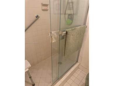 Beautiful and spacious 2BR/2BA condo in the prestigious 55+ on Sunrise Lakes Phase III in Florida - for sale on GolfHomes.com, golf home, golf lot