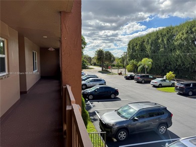 Beautiful and spacious 2BR/2BA condo in the prestigious 55+ on Sunrise Lakes Phase III in Florida - for sale on GolfHomes.com, golf home, golf lot