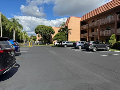 Beautiful and spacious 2BR/2BA condo in the prestigious 55+ on Sunrise Lakes Phase III in Florida - for sale on GolfHomes.com, golf home, golf lot