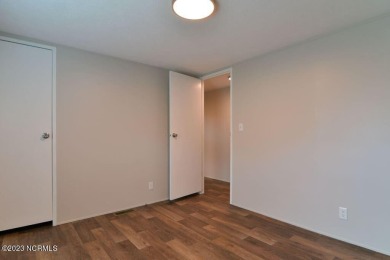 Amazing opportunity for a 2019 single wide manufactured home on Thistle Golf Club in North Carolina - for sale on GolfHomes.com, golf home, golf lot