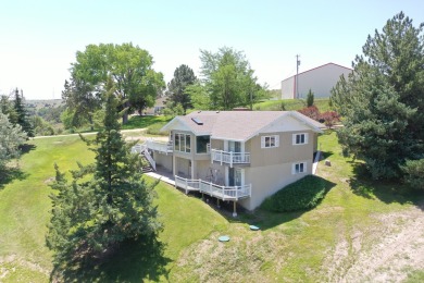 Lake Views & Spacious Living - 30 K-1 Subdivision, Ogallala, NE on Bayside Golf Course in Nebraska - for sale on GolfHomes.com, golf home, golf lot