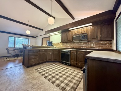 Lake Views & Spacious Living - 30 K-1 Subdivision, Ogallala, NE on Bayside Golf Course in Nebraska - for sale on GolfHomes.com, golf home, golf lot