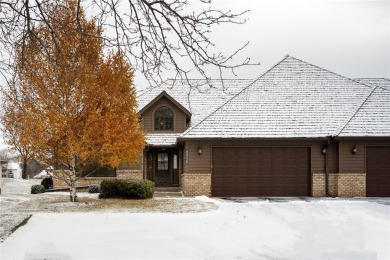 Beautiful cosmetic updates, and a BRAND NEW ROOF about to be on Edinburgh USA in Minnesota - for sale on GolfHomes.com, golf home, golf lot