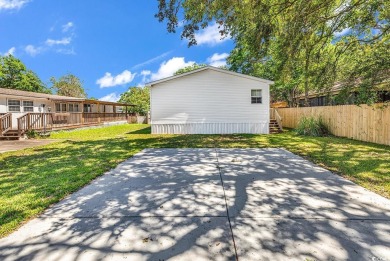 Welcome to 4510 Kingfisher St, a delightful haven nestled in the on Tidewater Golf Club and Plantation in South Carolina - for sale on GolfHomes.com, golf home, golf lot