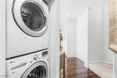 You will not want to miss this beautifully appointed 3 bedroom/2 on Legends Golf and Country Club in Florida - for sale on GolfHomes.com, golf home, golf lot