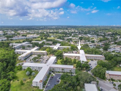 Under contract-accepting backup offers. MOVE-IN READY 2 BED/2 on On Top Of The World Golf Course in Florida - for sale on GolfHomes.com, golf home, golf lot