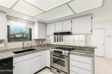 Popular Alameda floor plan, 1832 Sq. ft. 3/2 with AZ room, golf on Sun Lakes Country Club in Arizona - for sale on GolfHomes.com, golf home, golf lot