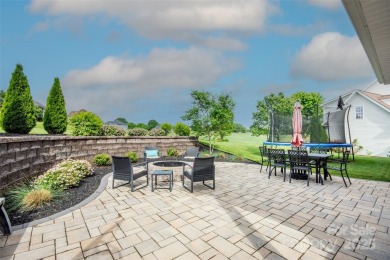 Lender offering 1% interest rate buydown for the first year for on Fox Den Country Club in North Carolina - for sale on GolfHomes.com, golf home, golf lot