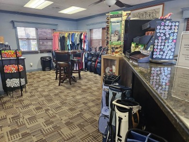 Discover this 2004 Jacobson manufactured home boasting a on The Riverside Golf Club in Florida - for sale on GolfHomes.com, golf home, golf lot