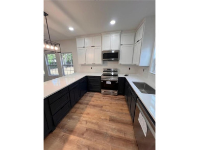 Great new construction built. 2 bed, 2 bath and an office/bonus on Bella Vista Country Club - Scottsdale in Arkansas - for sale on GolfHomes.com, golf home, golf lot