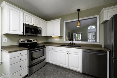 Tucked within the sought-after Greenbrier community in New Bern on Emerald Golf Club in North Carolina - for sale on GolfHomes.com, golf home, golf lot