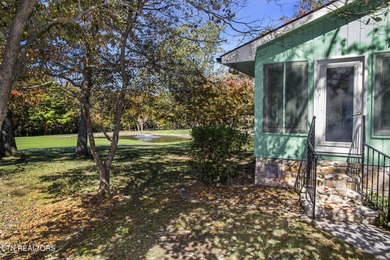 SPACIOUS 2 LEVEL GOLF FRONT HOME!!! Updated Kitchen, & Bathrooms on Druid Hills Golf Club in Tennessee - for sale on GolfHomes.com, golf home, golf lot