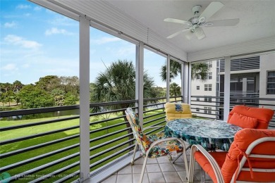 The most sought after 3BR-2.5BA model boasting 1840 sq. ft. of on Palm-Aire Country Club and Resort - The Oaks in Florida - for sale on GolfHomes.com, golf home, golf lot