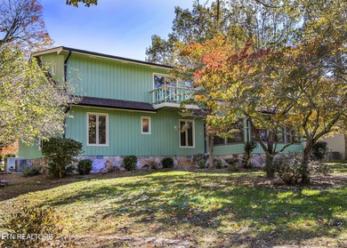 SPACIOUS 2 LEVEL GOLF FRONT HOME!!! Updated Kitchen, & Bathrooms on Druid Hills Golf Club in Tennessee - for sale on GolfHomes.com, golf home, golf lot
