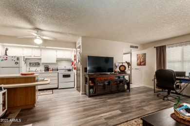 Charming studio unit perfectly located in the Santos Court on PalmBrook Country Club in Arizona - for sale on GolfHomes.com, golf home, golf lot