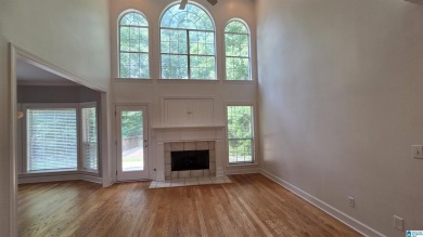 Enjoy cul de sac living in the exclusive Inverness Green! A on Inverness Country Club in Alabama - for sale on GolfHomes.com, golf home, golf lot