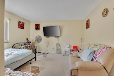 Welcome to 510 Pilgrim Harbor, a rare 3-bedroom end unit on The Tradition Golf Club At Wallingford in Connecticut - for sale on GolfHomes.com, golf home, golf lot