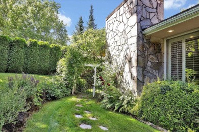 Exceptional Rancher in coveted Manito Place luxury gated on Manito Golf and Country Club in Washington - for sale on GolfHomes.com, golf home, golf lot