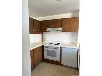 Rarely available 2 bed, 1.5 bath in the Greenview!  This on Honolulu Country Club in Hawaii - for sale on GolfHomes.com, golf home, golf lot