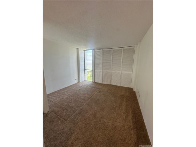Rarely available 2 bed, 1.5 bath in the Greenview!  This on Honolulu Country Club in Hawaii - for sale on GolfHomes.com, golf home, golf lot