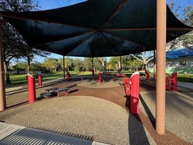 Exceptional value in Palm-Aire! This spacious 2BR/2BA unit on Palm-Aire Country Club and Resort - Palms in Florida - for sale on GolfHomes.com, golf home, golf lot