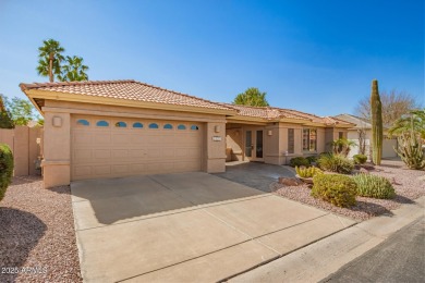 You hit the TRIFECTA! CASITA, POOL & GOLF CART PARKING in this on Oakwood Golf Club  in Arizona - for sale on GolfHomes.com, golf home, golf lot