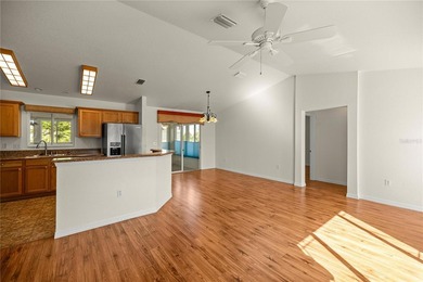 Beautiful and Well-maintained 3 bedroom, 2 bath Nantucket floor on Eagle Ridge At Spruce Creek Country Club in Florida - for sale on GolfHomes.com, golf home, golf lot