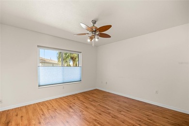 Beautiful and Well-maintained 3 bedroom, 2 bath Nantucket floor on Eagle Ridge At Spruce Creek Country Club in Florida - for sale on GolfHomes.com, golf home, golf lot