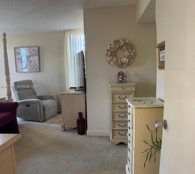 Prime corner 3BD/2BA residence featuring one of the largest on Palm-Aire Country Club and Resort - The Oaks in Florida - for sale on GolfHomes.com, golf home, golf lot