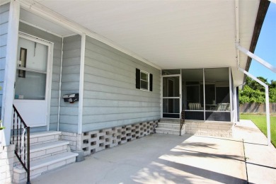 **GOLDEN GATE SPECIAL! RESIDENT OWNED COMMUNITY** BRAND NEW on Mainlands Golf Club in Florida - for sale on GolfHomes.com, golf home, golf lot
