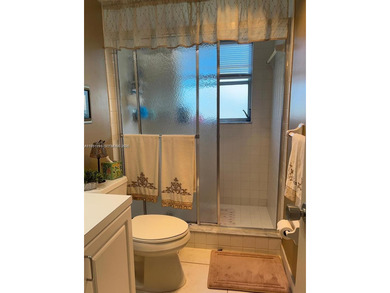 Prime corner 3BD/2BA residence featuring one of the largest on Palm-Aire Country Club and Resort - The Oaks in Florida - for sale on GolfHomes.com, golf home, golf lot