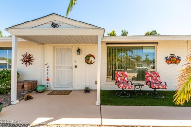 Golf course lot home in Sun City! Featuring 3 bedrooms, 2 on Sun City North Golf Course in Arizona - for sale on GolfHomes.com, golf home, golf lot