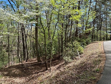 Gentle laying lot within Buckhorn Estates subdivision- on White Path Golf Club in Georgia - for sale on GolfHomes.com, golf home, golf lot