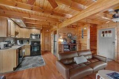 Mountain Charm, Views & Versatility in the Heart of Cobbly Nob! on Bent Creek Golf Course in Tennessee - for sale on GolfHomes.com, golf home, golf lot