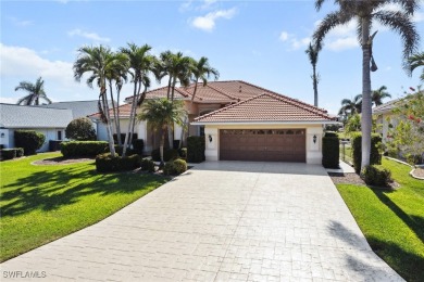 Prime location in a boater's paradise! Fully renovated with no on Royal Tee Country Club in Florida - for sale on GolfHomes.com, golf home, golf lot