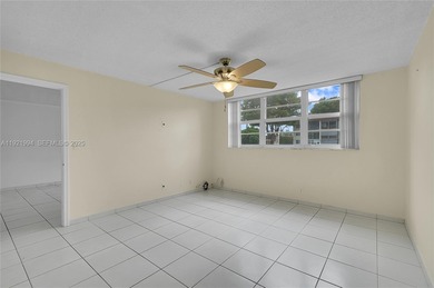 ***SELLER FIRM ON PRICE***REC LEASE PAID IN FULL!***Charming on Hollybrook Golf and Tennis Club  in Florida - for sale on GolfHomes.com, golf home, golf lot