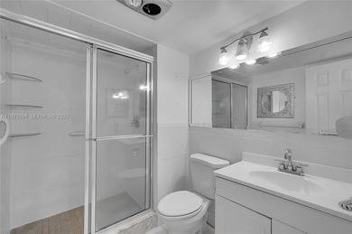 ***SELLER FIRM ON PRICE***REC LEASE PAID IN FULL!***Charming on Hollybrook Golf and Tennis Club  in Florida - for sale on GolfHomes.com, golf home, golf lot