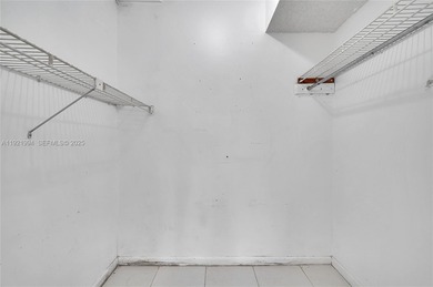 ***SELLER FIRM ON PRICE***REC LEASE PAID IN FULL!***Charming on Hollybrook Golf and Tennis Club  in Florida - for sale on GolfHomes.com, golf home, golf lot