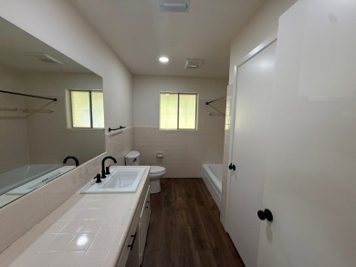 Welcome to this charming 2 bedroom, 2 bathroom, well appointed on Scott Schriener Municipal Golf Course in Texas - for sale on GolfHomes.com, golf home, golf lot