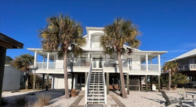 Gorgeous Fully Remodeled Waterfront Home with a Boathouse/Boat on Lost Key Golf Club in Florida - for sale on GolfHomes.com, golf home, golf lot