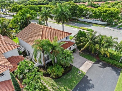 Live the Doral Park Country Club lifestyle in the beautiful on Jim McLean Signature Course in Florida - for sale on GolfHomes.com, golf home, golf lot