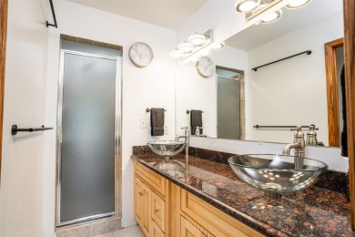 Welcome home to this beautiful 5 bed, 4 bath, well maintained on Copper Creek Golf Course in Iowa - for sale on GolfHomes.com, golf home, golf lot